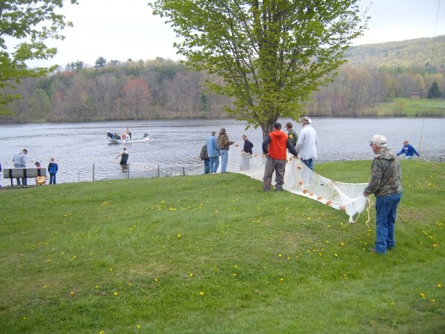 kidsfishday293.jpg